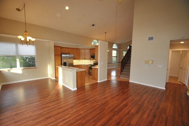 Building Photo - 7593 Rockport Cir