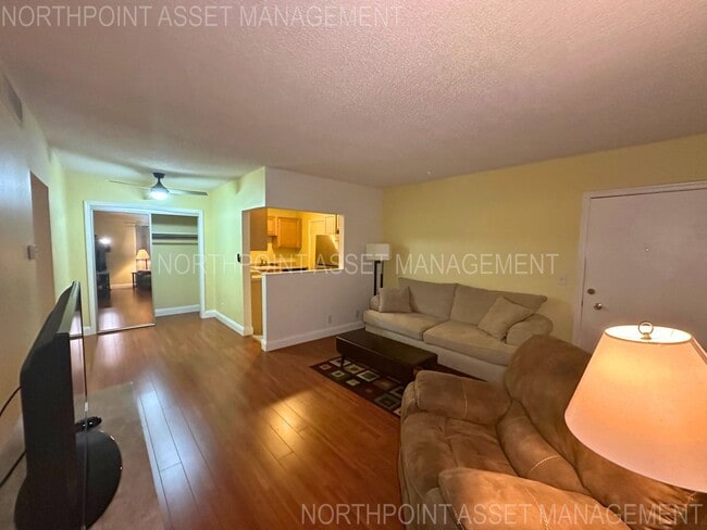 Photo - Charming 2BR 1BA Home w/ Pool Access in Fort Lauderdale