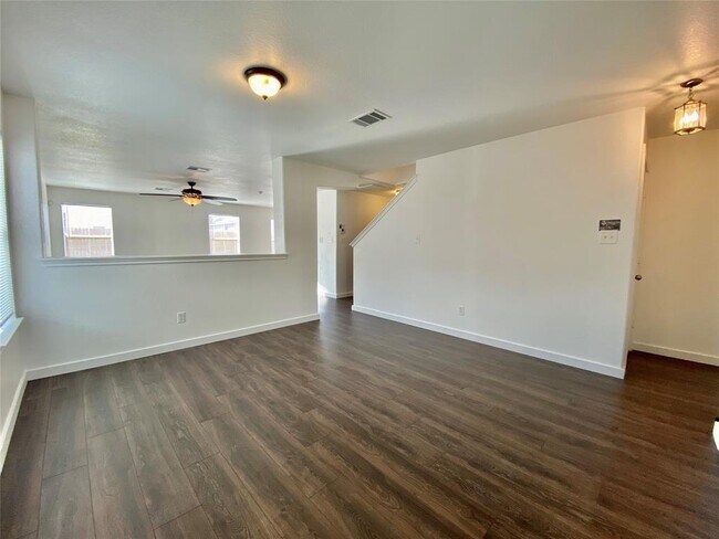 Foto del edificio - 6608 Ferrystone Pass