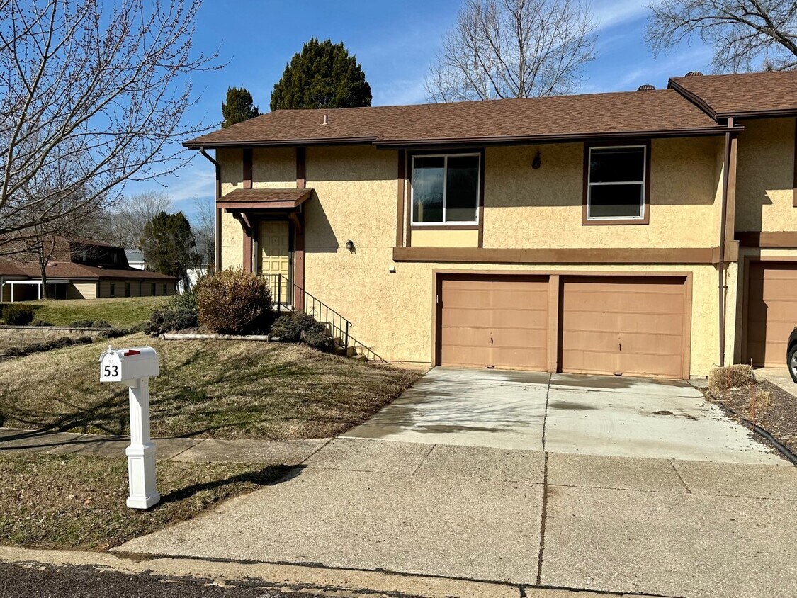 13420 Woodstile Ct, St. Louis, MO 63128 House Rental in St. Louis, MO