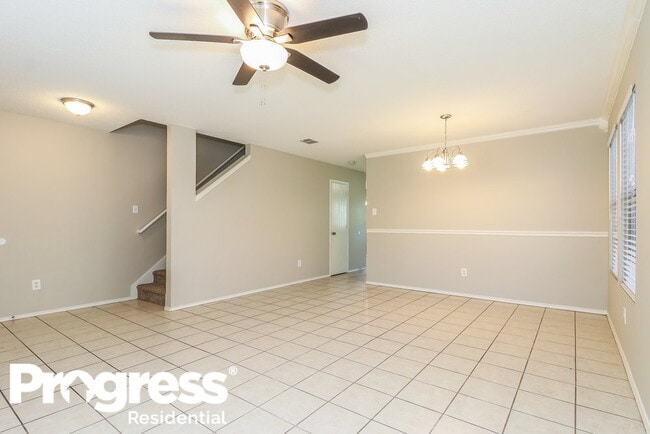 Building Photo - 8728 Polo Dr