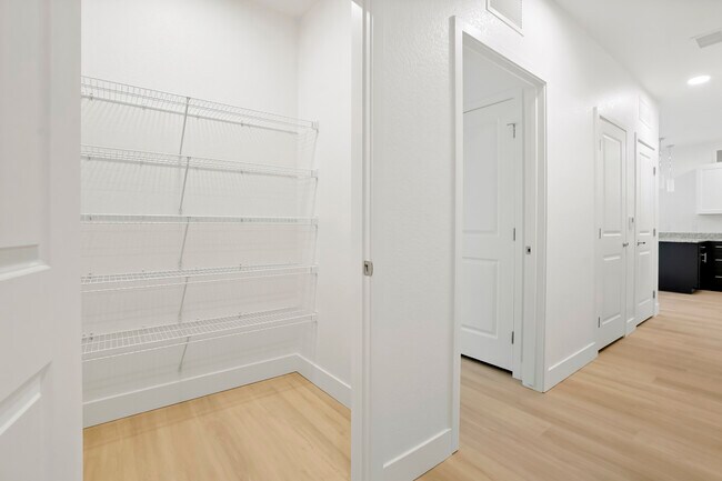 Foto del edificio - 2960 Hawthorn Ave