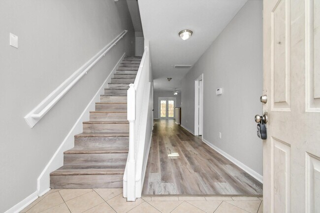 Building Photo - 6518 Nunn St