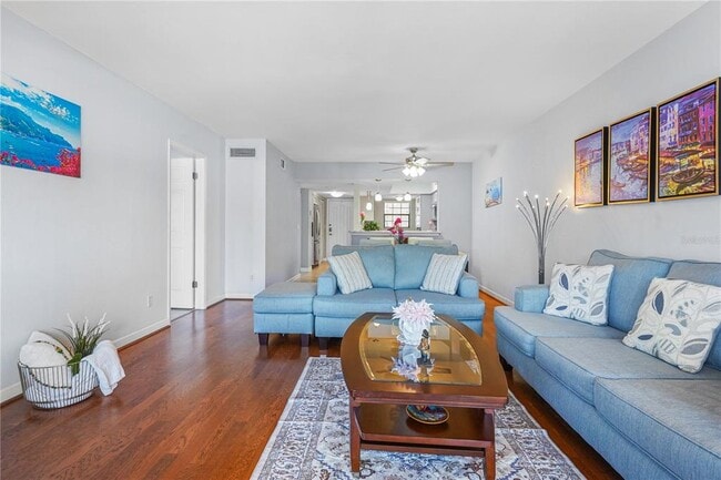 Building Photo - 1750 Belleair Forest Dr