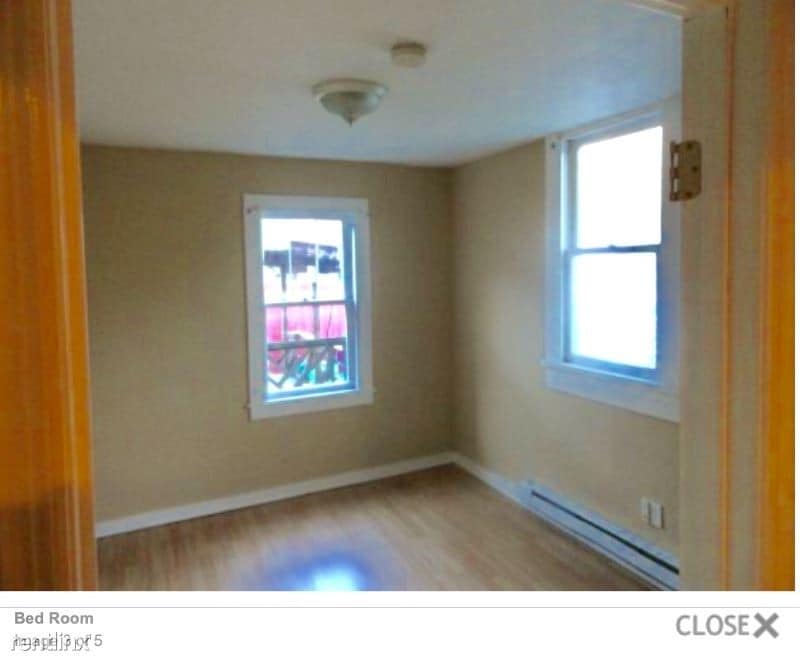 Building Photo - 1 br, 1 bath Apartment - 113 Oak St 2 Unit 2
