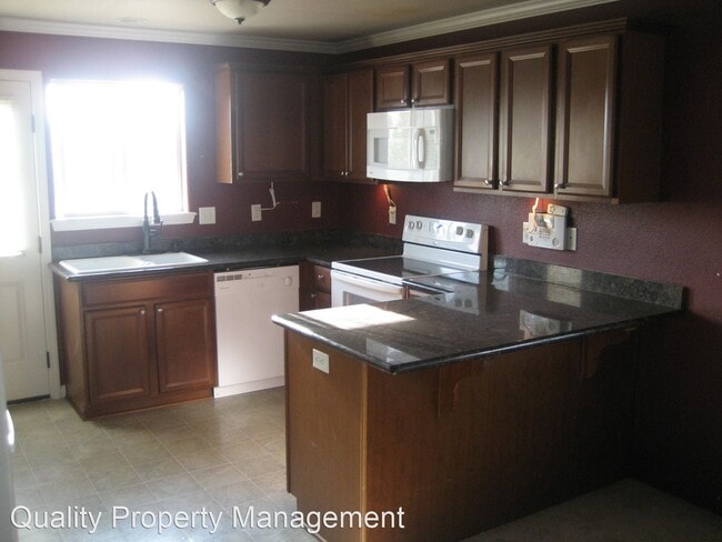 Building Photo - 3 br, 2.5 bath House - 7878 Jacqueline Way