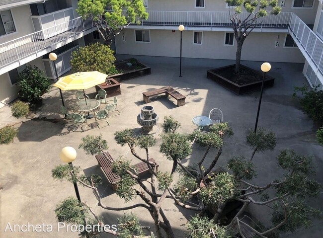 Foto del edificio - 140 E 14th St