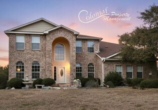 Building Photo - 498 Crossland Dr