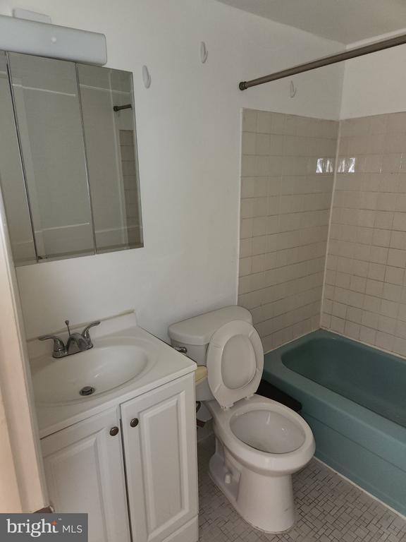 Foto del edificio - 2738 Island Ave