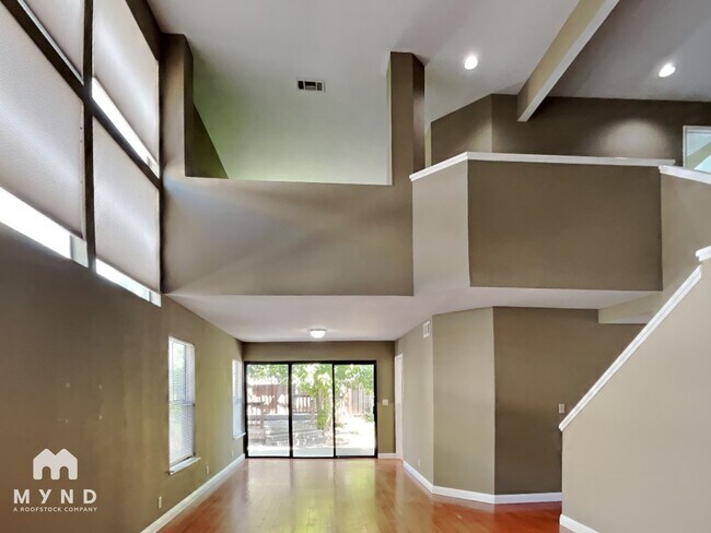 Foto del edificio - 4721 Shannondale Dr
