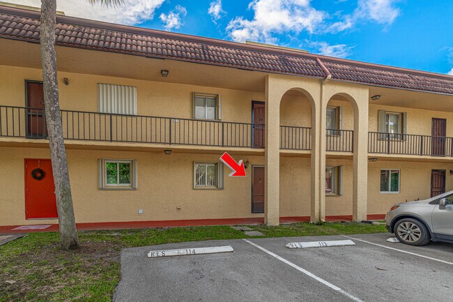 Foto del edificio - 848 SW 9th St Cir