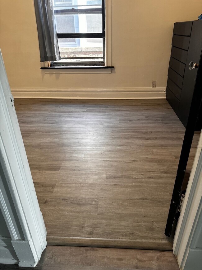 Foto del edificio - 7712 S Carpenter St