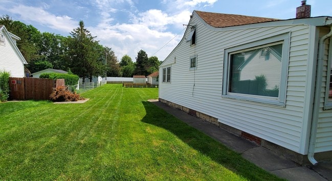 1/3 of an acre! - 16074 New Ave