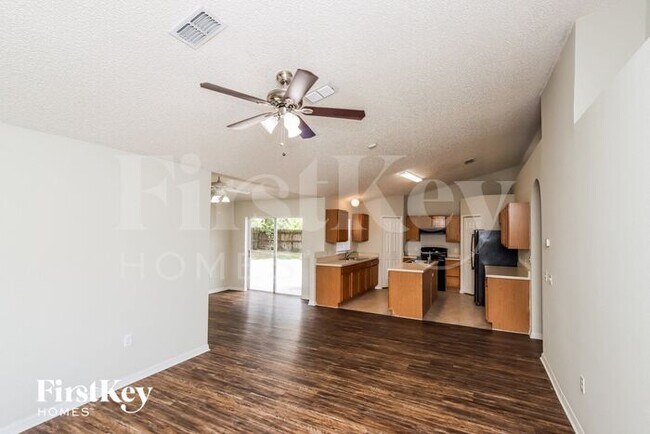 Foto del edificio - 1822 Glenwood St NE