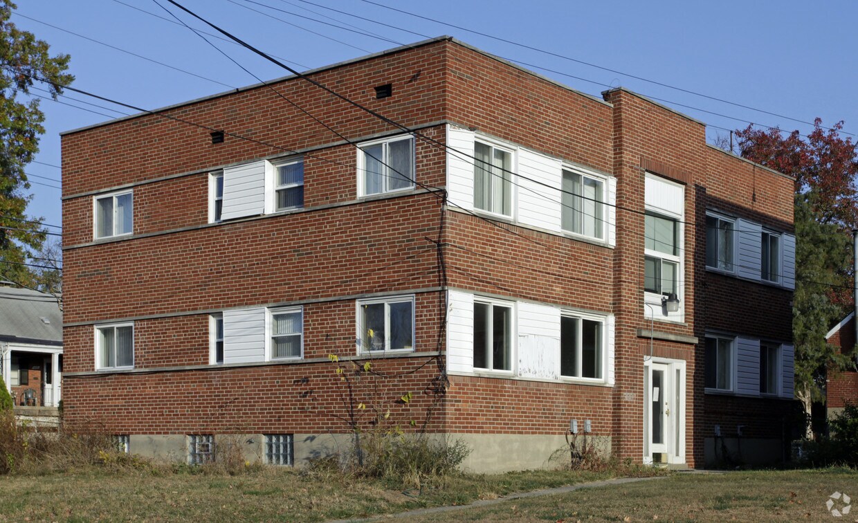 3800 Woodford Rd, Cincinnati, OH 45213 Apartments in Cincinnati, OH