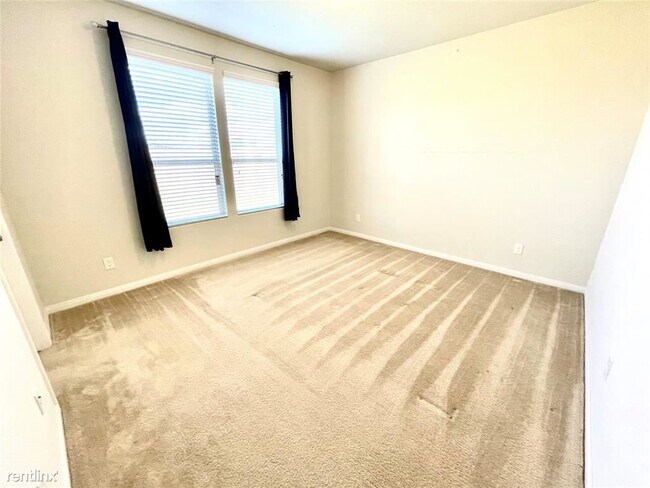 Building Photo - 3 br, 2 bath House - 2518 Bedrock Ln