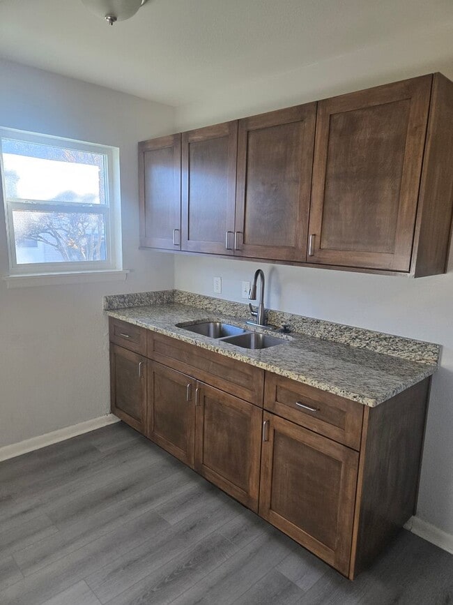 Foto del edificio - Location, Location Location!