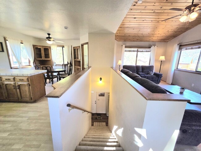 Foto del edificio - 1916 Pioneer Way