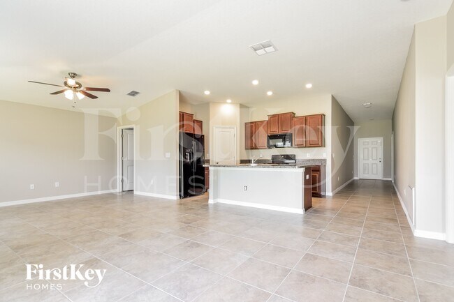 Foto del edificio - 9620 Sage Creek Dr