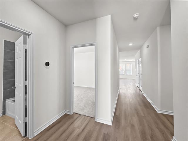Building Photo - 664 Jupe Wy