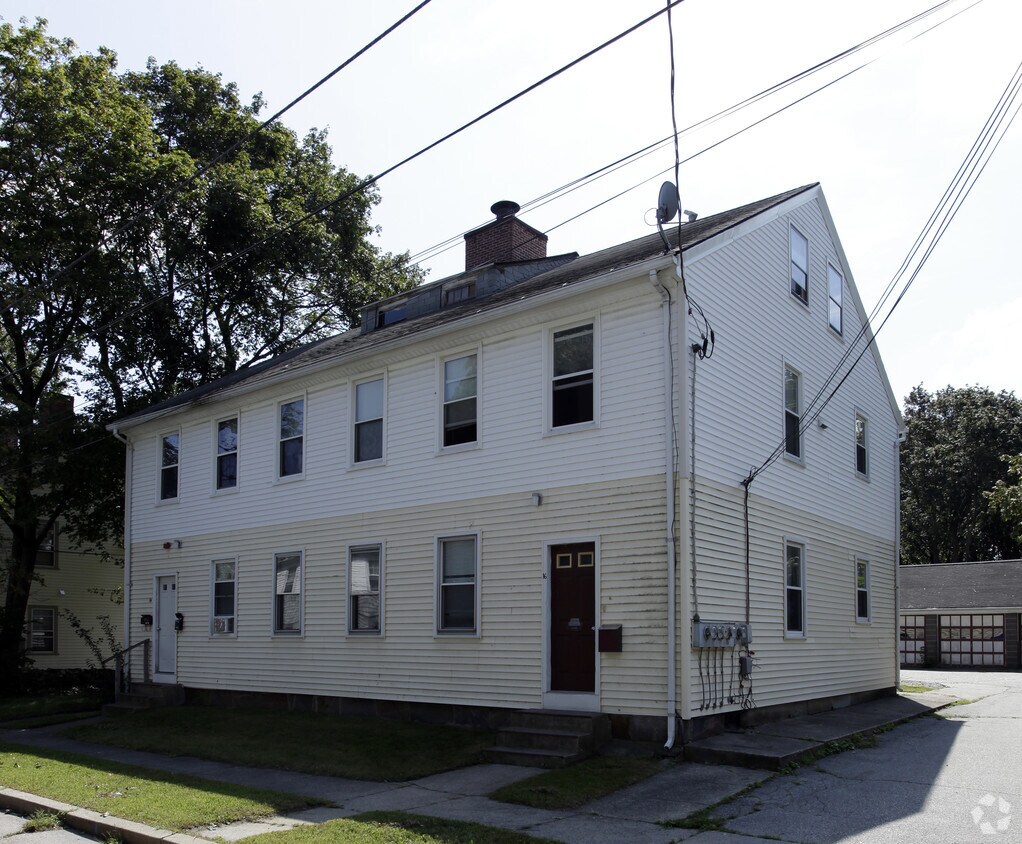 Building Photo - 14-16 Lonsdale School St