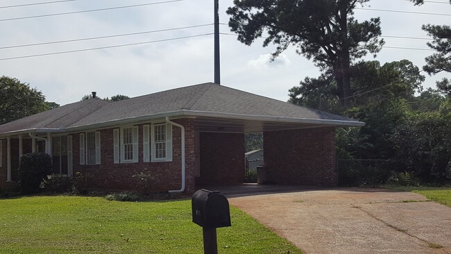 Building Photo - 6457 Peacock Blvd