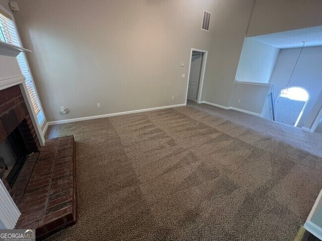 Building Photo - 1157 Chateau Terrace