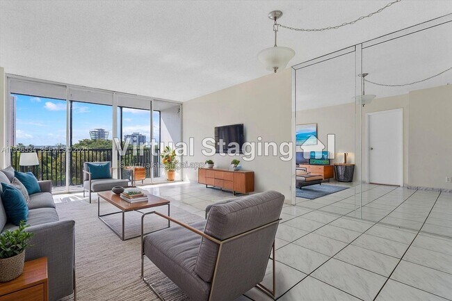 Foto del edificio - 3101 N Country Club Dr