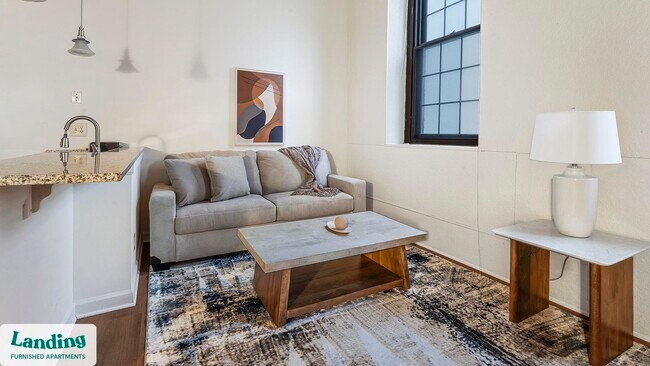 Foto del edificio - 121 S Fremont Ave