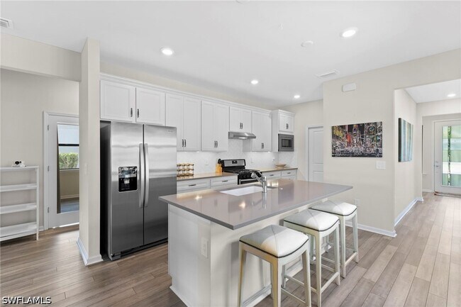 Foto del edificio - 2231 Yellowfin Cir