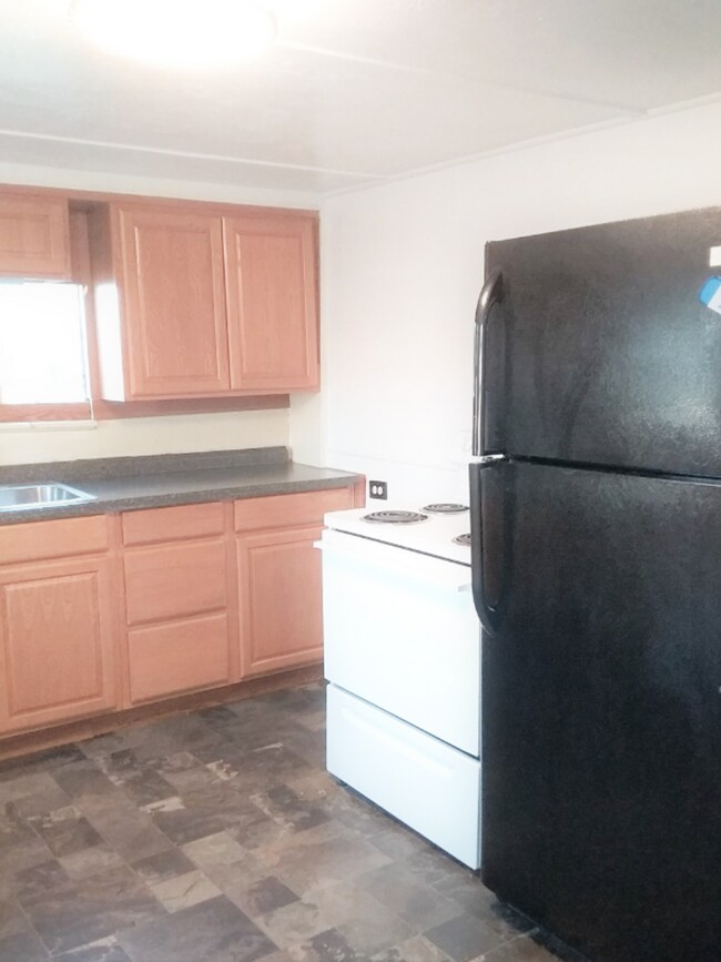 Foto del edificio - 2436 Chatham Hill Dr