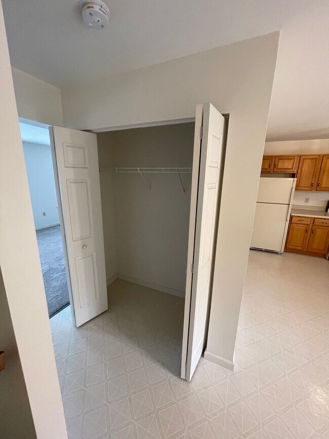 Foto del edificio - 659 Rockwood Dr