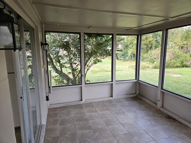 Foto del edificio - 514 Winham St