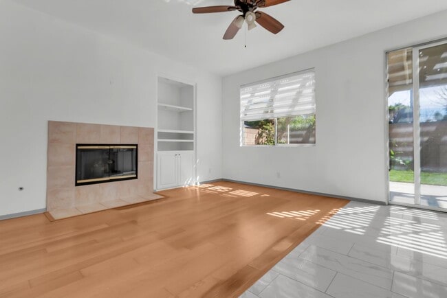 Building Photo - 5764 Kylie Ave