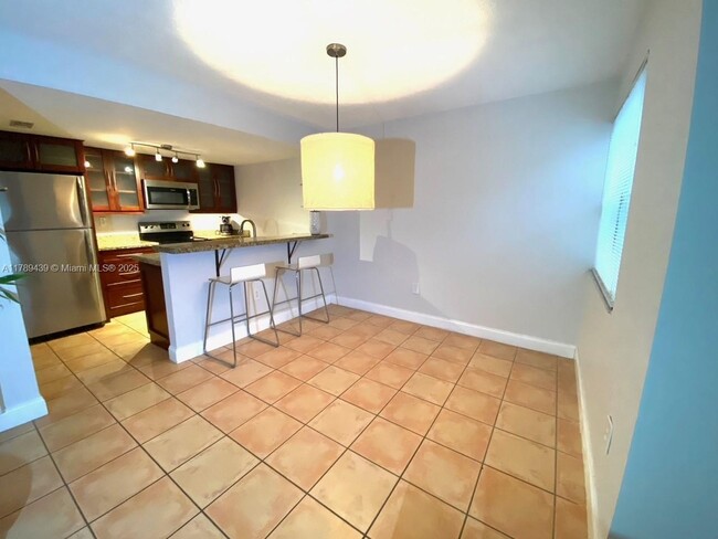 Building Photo - 4530 SW 68th Court Cir