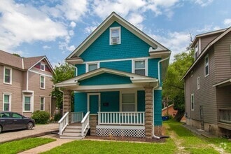 Building Photo - 1326 Massachusetts St