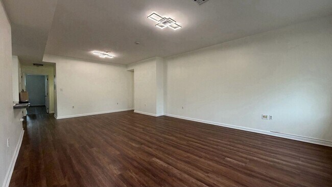 Foto del edificio - 225 Halladay St