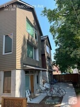Building Photo - 4538 N Vancouver Ave