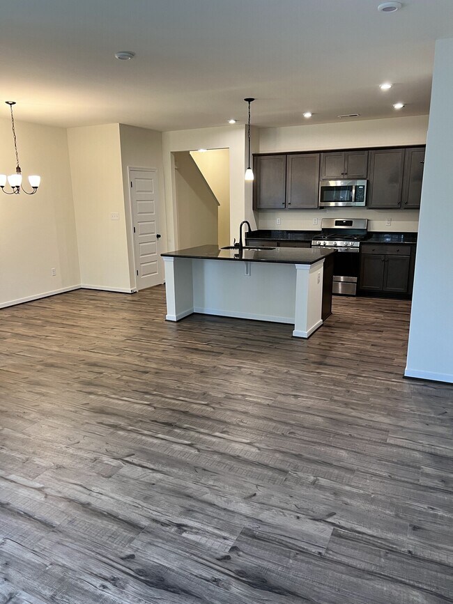 Building Photo - 18360 Palisades Ct, Moseley, VA, 23120