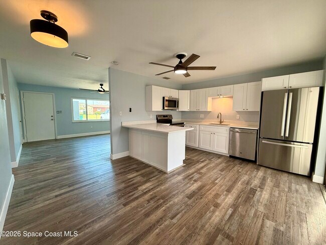 Building Photo - 2695 Kefauver St