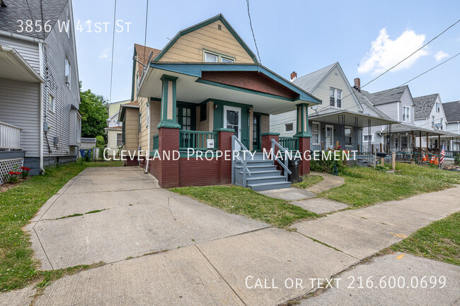 Building Photo - West Side Single Family Home