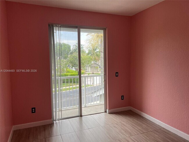 Foto del edificio - 2313 Shoma Ln
