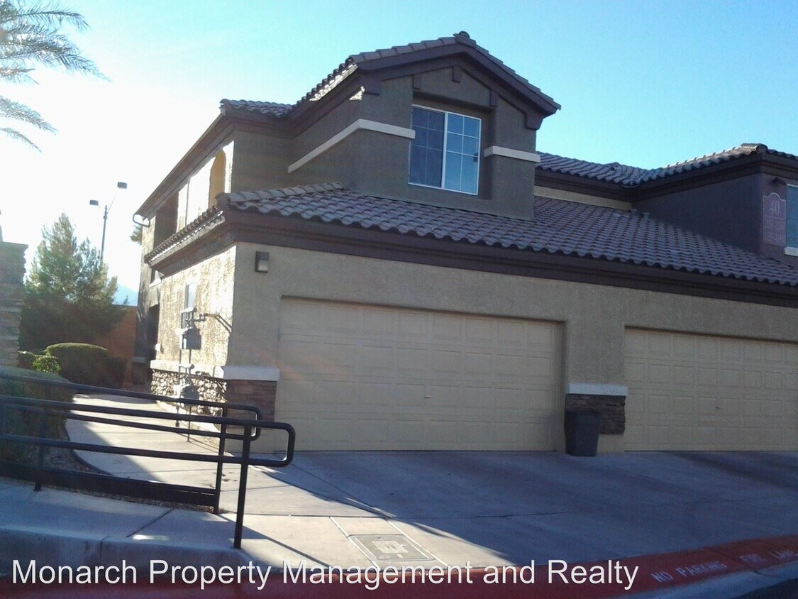 Foto principal - 3 br, 2 bath Apartment - 6868 SKY POINT #2155