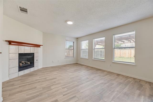 Foto del edificio - 6324 Baltic Ave