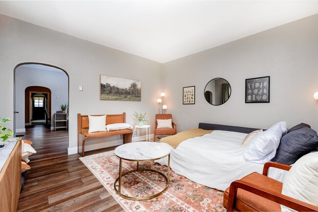 Building Photo - 5336 Northrup Ave