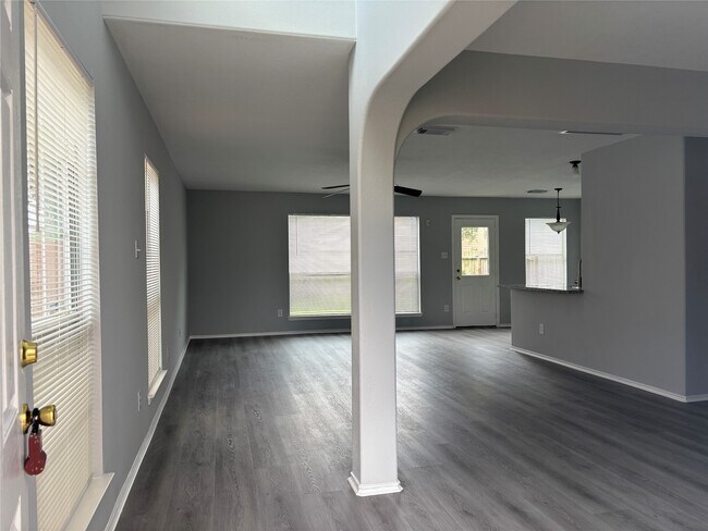 Foto del edificio - 13642 Rural Oak St