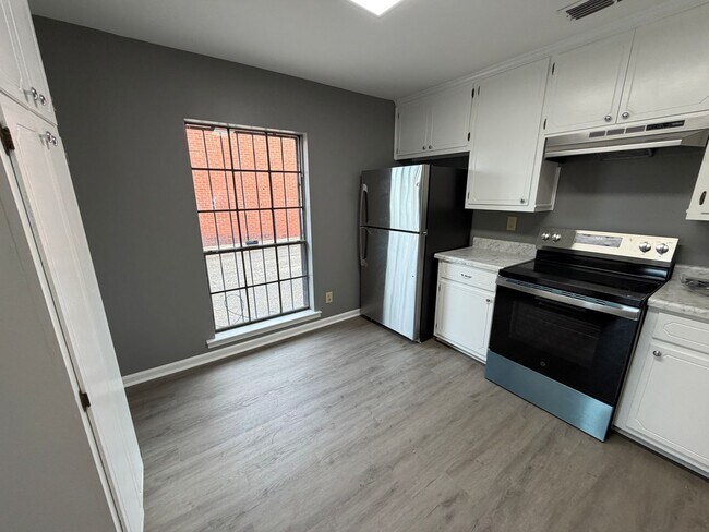 Foto del edificio - 6074 Little Ln