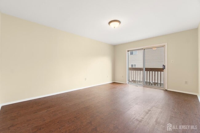 Building Photo - 1606 Madaline Dr