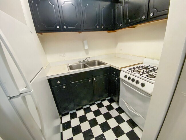 Foto del edificio - 516 W Melrose St