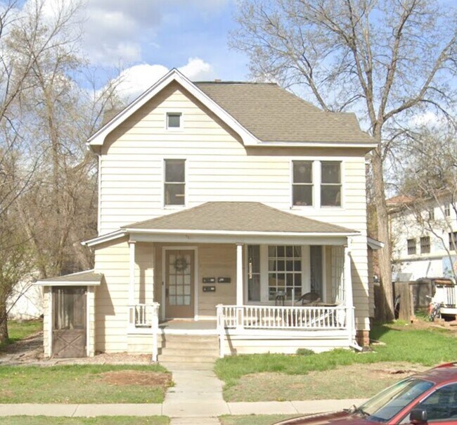 Foto del edificio - 721 Remington St